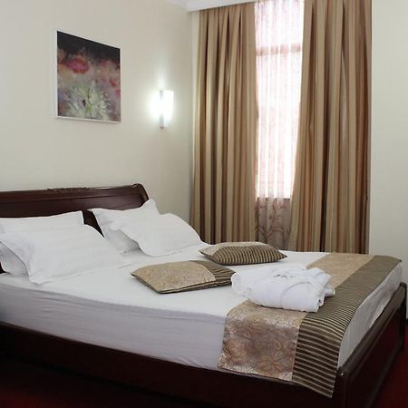 Hotel Vanilla Batumi Zimmer foto